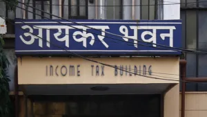 कानपुर में मयूर ग्रुप के ठिकानों पर आयकर विभाग की छापेमारी