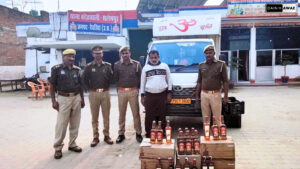 Deoria: अवैध शराब की तस्करी में बड़ी कार्रवाई, 65 पेटी अंग्रेजी शराब बरामद, एक गिरफ्तार