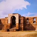 Sultan Garhi, India History, भारता का पहला इस्लामी मकबरा, सुल्तानगढ़ी, पीर बाबा की दरगाह