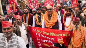 Deoria News: आरक्षण की मांग पर डॉ. संजय निषाद का बड़ा बयान, देवरिया में हुआ भव्य स्वागत
