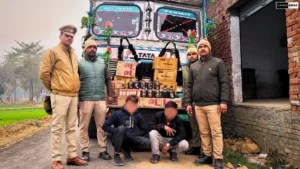 Deoria News: देवरिया पुलिस का ‘ऑपरेशन प्रहार’, अवैध शराब के साथ 2 तस्कर गिरफ्तार, लाखों की बरामदगी