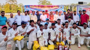 Deoria News: देवरिया क्रिकेट लीग, 101 रनों की धमाकेदार जीत, वारिस आलम बने मैन ऑफ द मैच