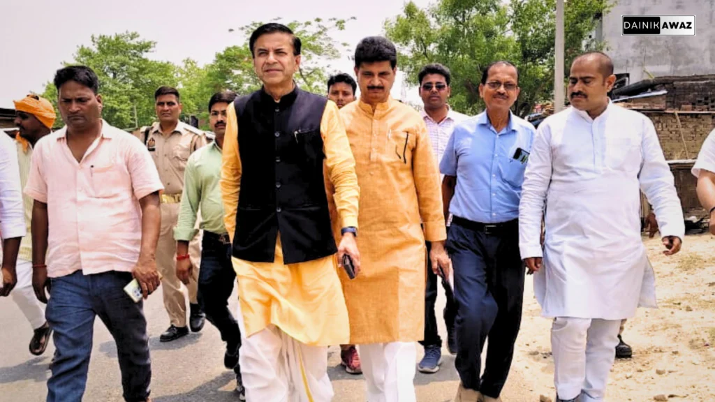 Deoria News: प्रधानमंत्री ग्राम सड़क योजना से देवरिया को मिली सौगात, सांसद शशांक मणि ने किया निरीक्षण