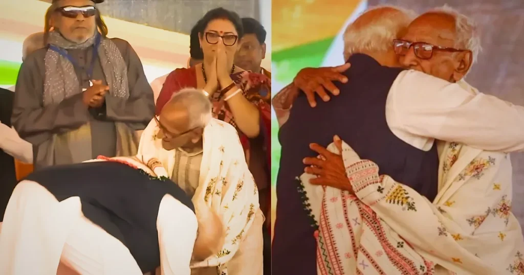 PM मोदी ने लिया आशीर्वाद